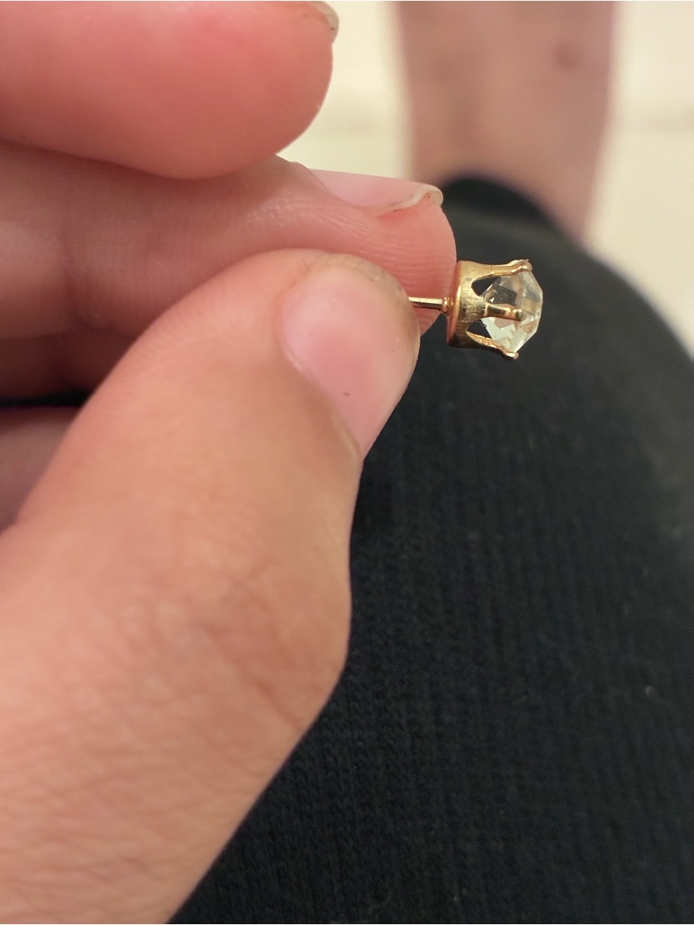 Brilliance Fine Jewelry Gold Stud Earrings - Picture 4 of 4